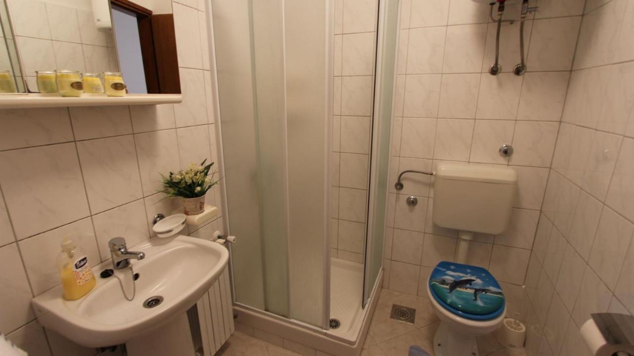 Apartments Grzetic Malinska Εξωτερικό φωτογραφία