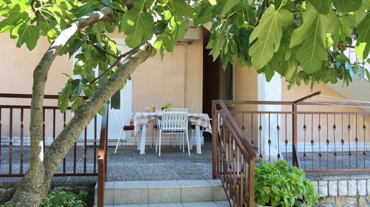 Apartments Grzetic Malinska Εξωτερικό φωτογραφία