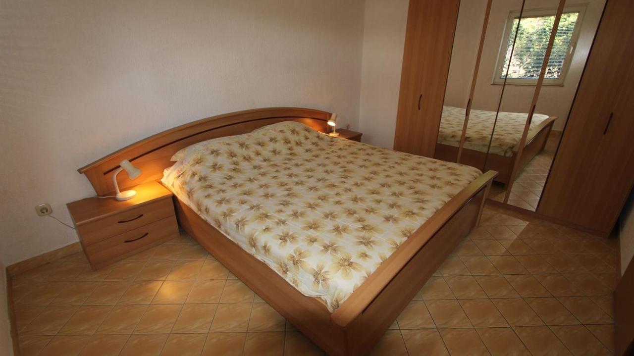 Apartments Grzetic Malinska Εξωτερικό φωτογραφία