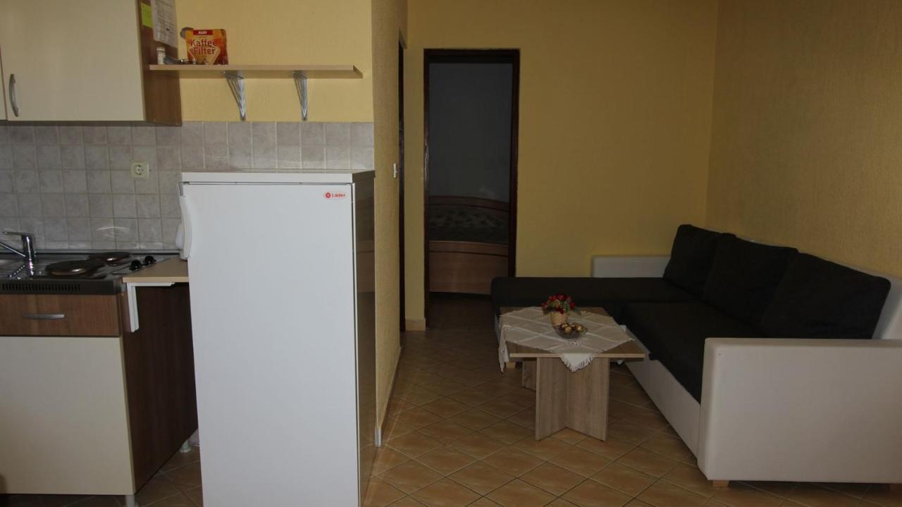 Apartments Grzetic Malinska Εξωτερικό φωτογραφία