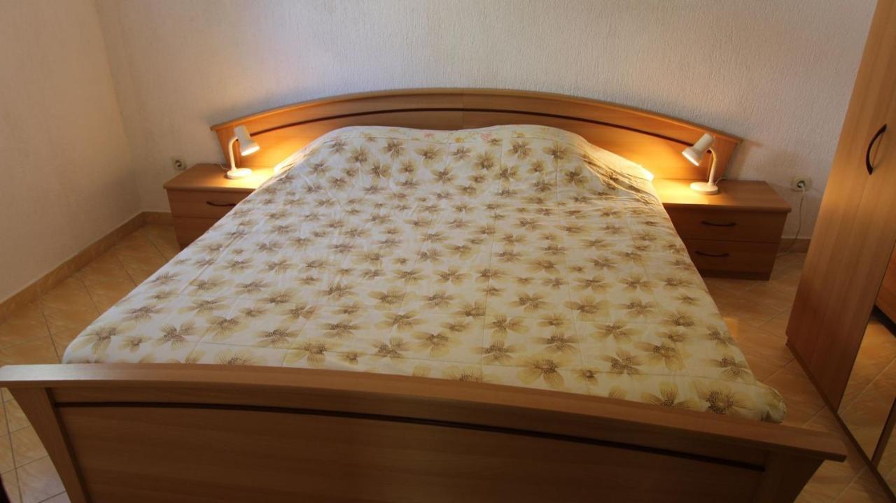 Apartments Grzetic Malinska Εξωτερικό φωτογραφία